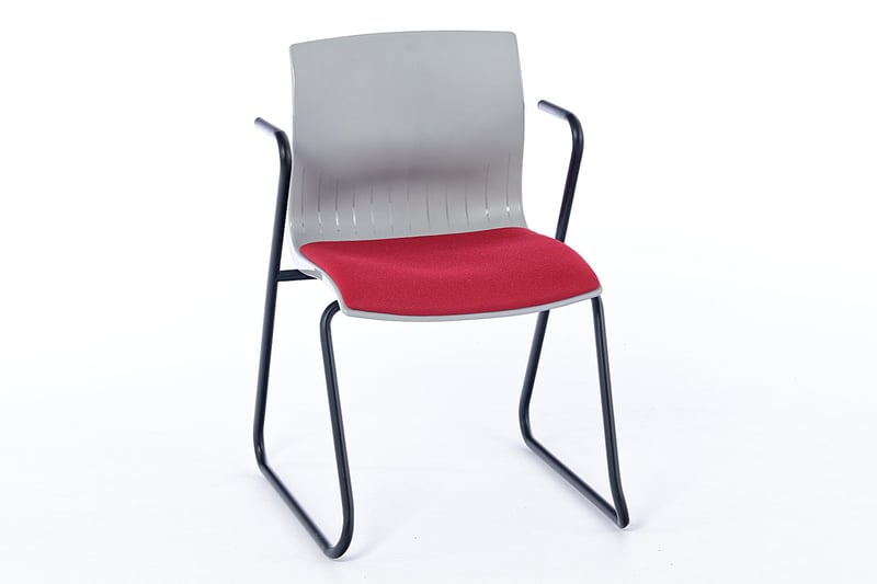 Mit Armlehnen + Sitzpolster