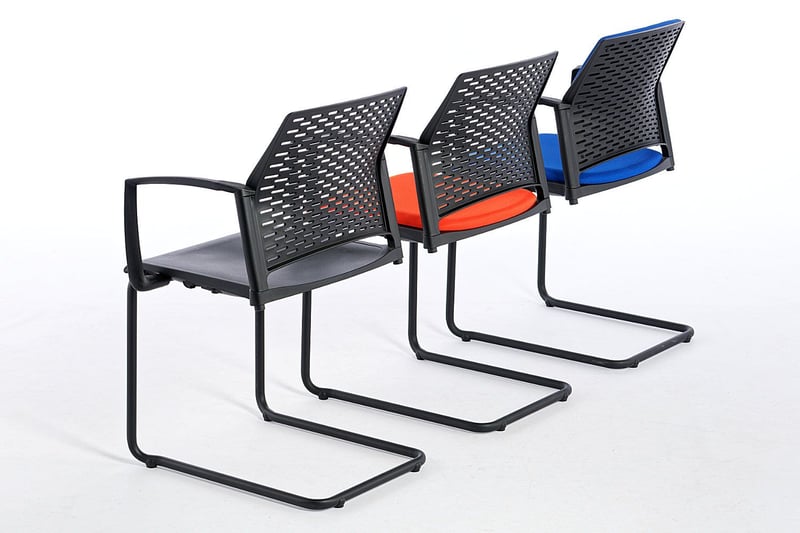 Bequem und einladend - der Armlehnen-Freischwinger Paris FS AL