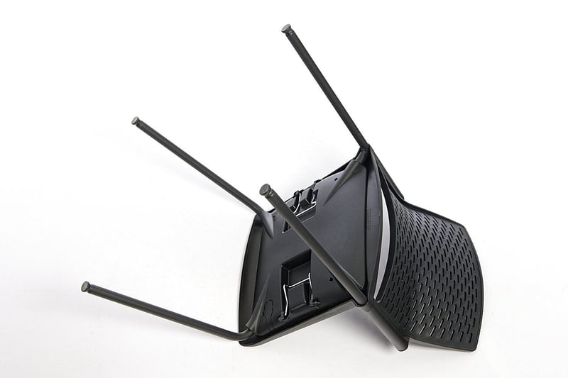 Unser Paris ist ein solide verbauter Stuhl