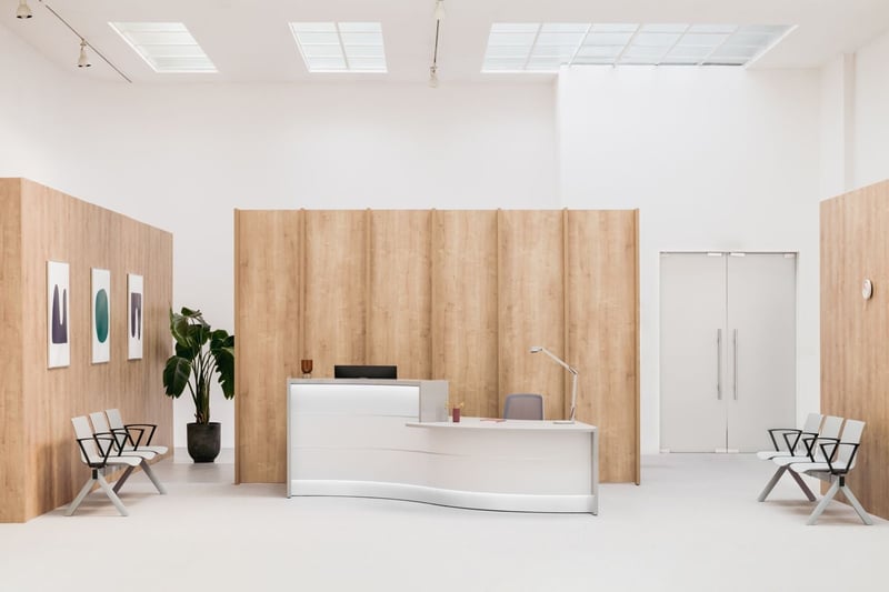 Traversenbänke eignen sich gut für feste Wartebereiche