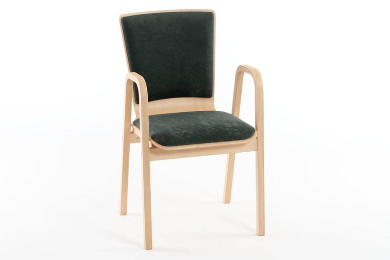 Mit Armlehnen + Sitzpolster + Rückenpolster