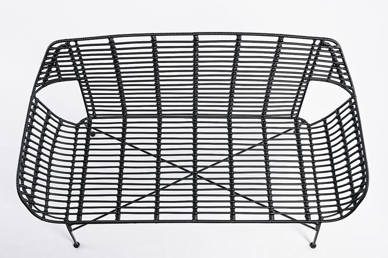 Die großzügige Sitzfläche der Sylt Bank ist in der Draufsicht gut zu erkennen