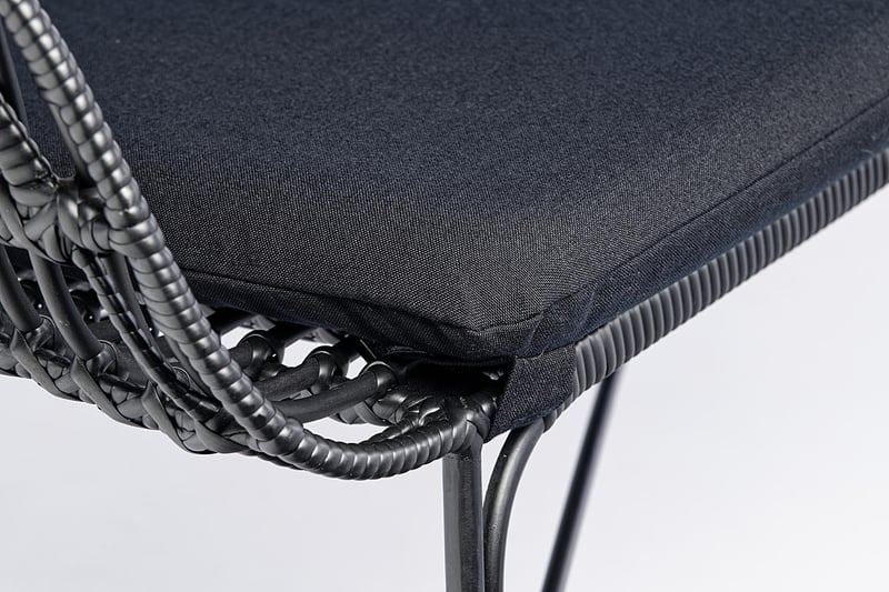 Mittels Klettverschluss kann das sitzkissen fixiert werden