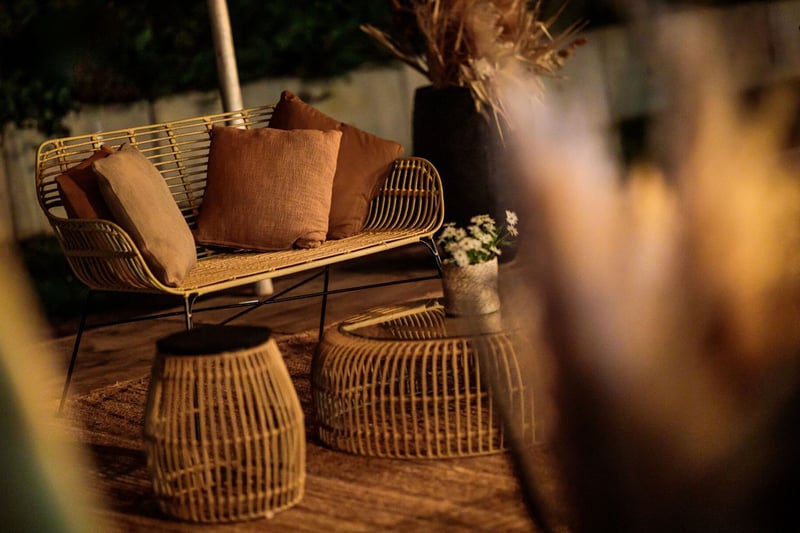 Unsere PE Rattan Bänke lassen sich überall stellen