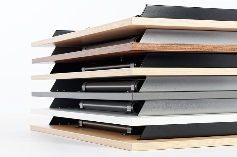 Durch den Stapelschutz können die Tische problemlos übereinander gelegt werden