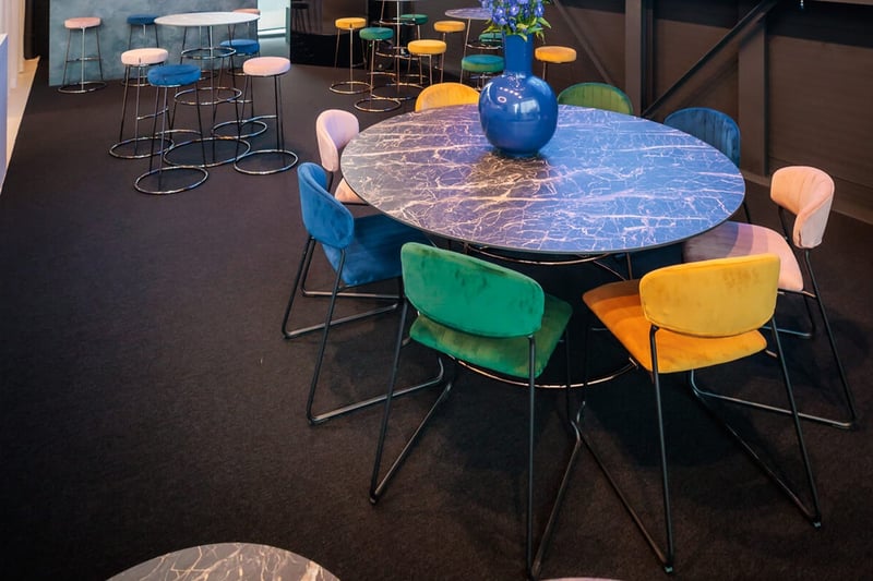 Der Kufenstuhl Texel in verschiedenen Farben