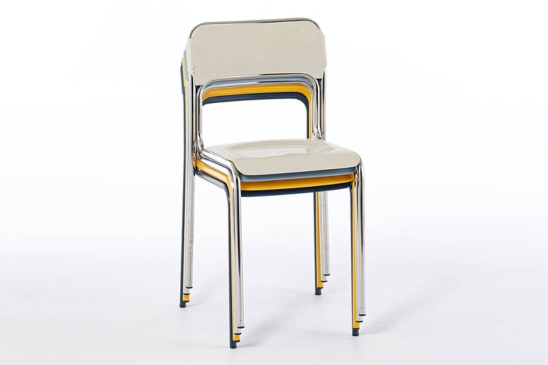 Der leichte Togo ist stapelbar