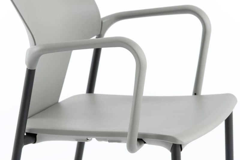 Die Sitzfläche und Armlehnen sind sehr hygienisch und leicht zu reinigen