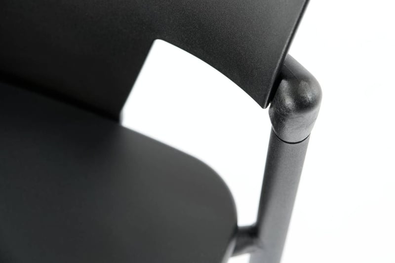 Bei unserem Stapelstuhl Vegas wurden hochwertige  Materialien verarbeitet