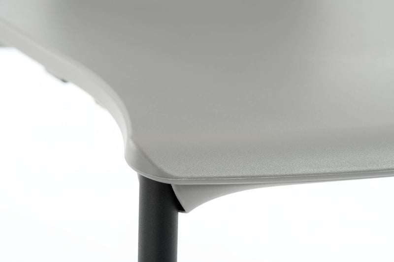 Die abgerundeten Kanten der Sitzfläche des Vegas