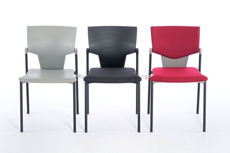 Die Stühle der Vegas Familie passen zueinander