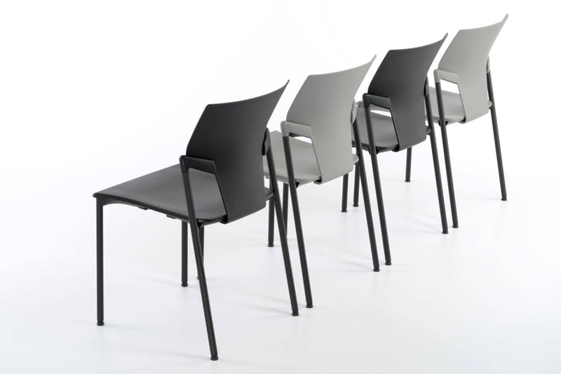 Verschiedene Kunststofffarben stehen zur Verfügung