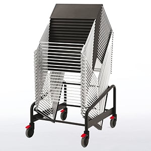 Mit Tischtransportrollwagen (bis 20 Tische) Mit Tischtransportrollwagen (bis 20 Tische)