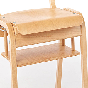 Mit Holz-Buchablage unter dem Stuhl (muss mit 4 Schrauben unter dem Stuhl montiert werden, ggf. verlängerte Lieferzeit: ca. 1 - 2 Wochen) - zzgl. 18,95 €