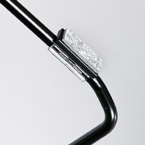 Mit hochwertigem Filzgleiter für Keramikfliesen, Hartholzböden und andere glatte Oberflächen - zzgl. 9,95 €